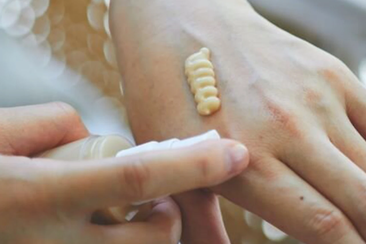 スキンケア｜ akyrise / アキュライズ｜シンプルスキンケア｜公式